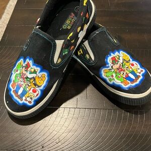 Super Mario Kids Slip-On Shoes - Black size 3